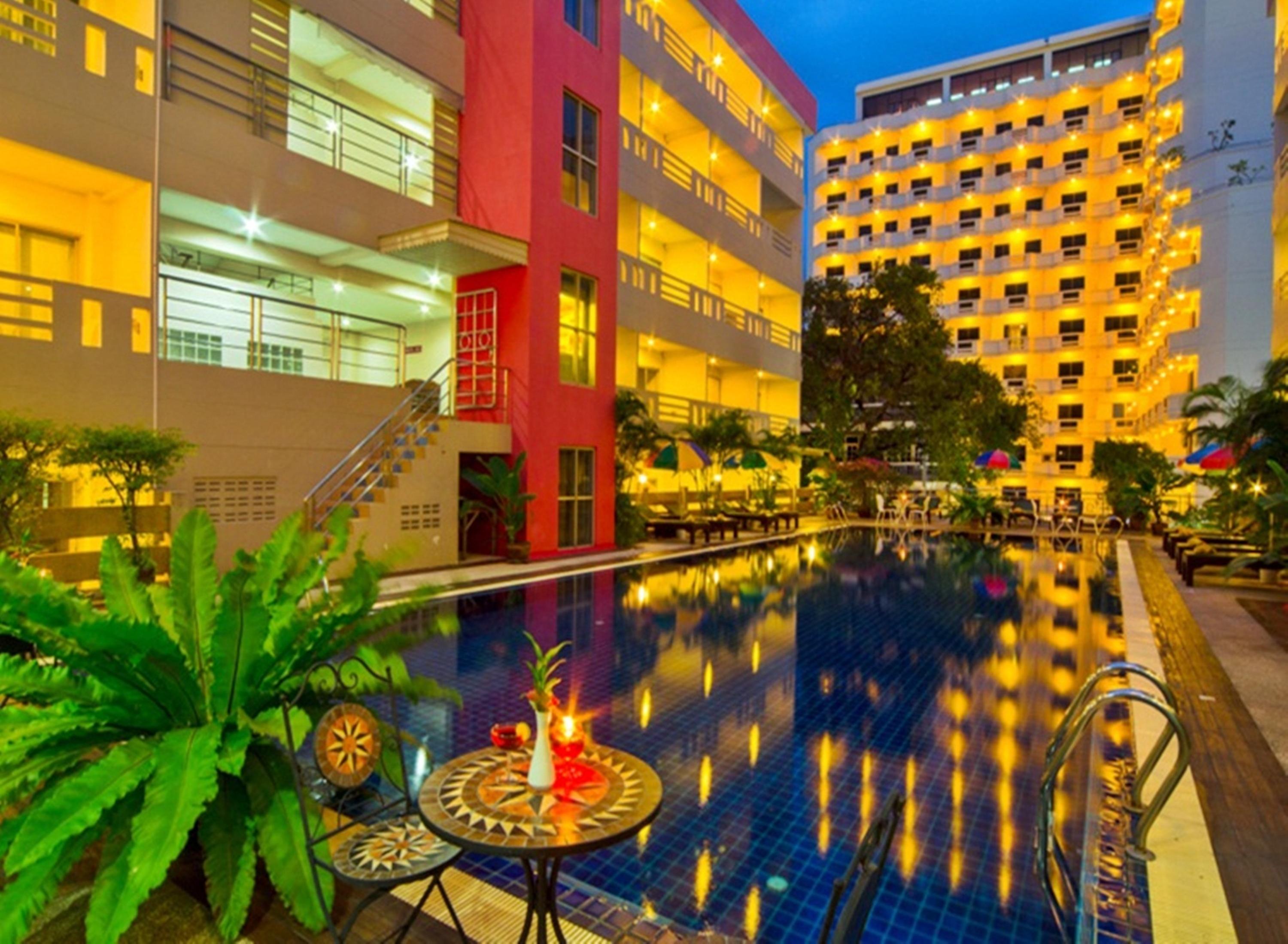 Eastiny Place Hotel Pattaya Exterior photo
